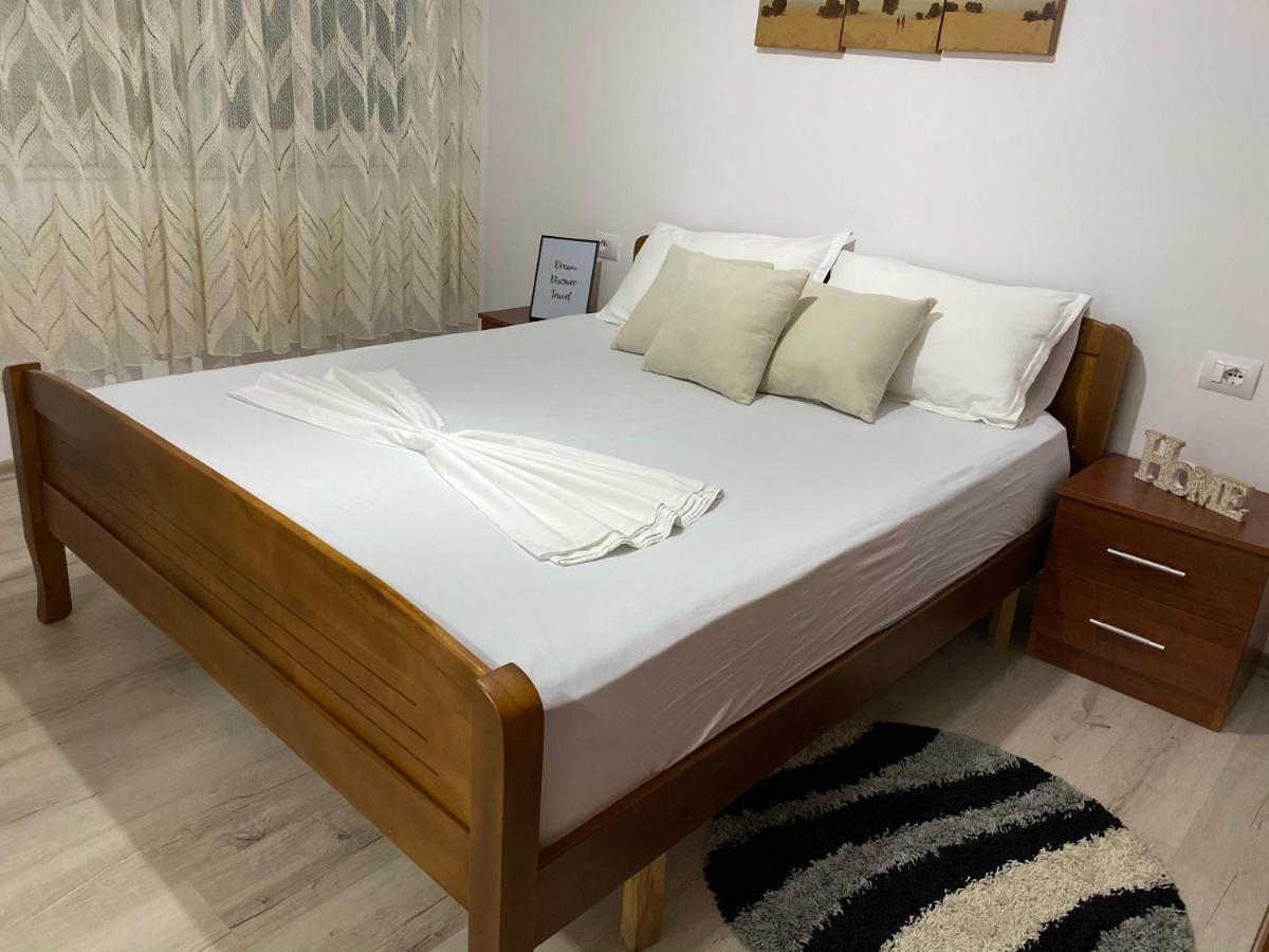 Apartament Beach House Gjiri I Lalzit *