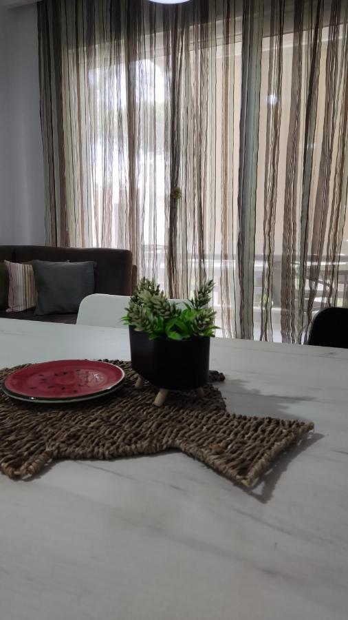 Apartament Beach House Gjiri I Lalzit *